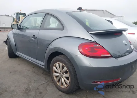 2017 Volkswagen Beetle #Pinkbeetle/1.8T Classic/1.8T S z USA, uszkodzony, nr VIN 3VWF17AT3HM625961